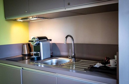9th Arrondissement Apartment | À 10 min du métro Gare de Vaise | Moderne + WiFi