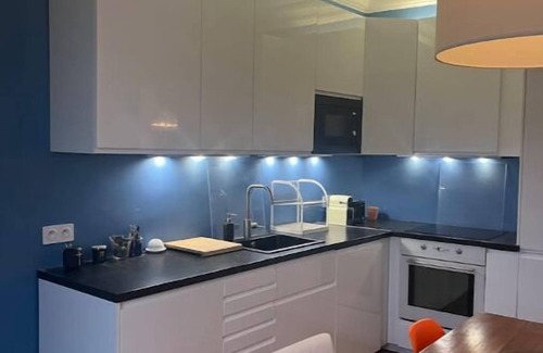 Alfortville Apartment | À 2 Chambres - de Style Parisien - à 30 min du Louvre