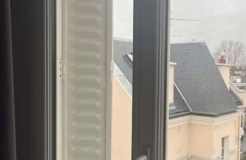 Alfortville Apartment | À 2 Chambres - de Style Parisien - à 30 min du Louvre