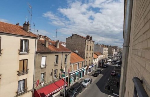 Alfortville Apartment | À 2 Chambres - de Style Parisien - à 30 min du Louvre