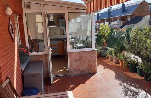 Las Campas y San Claudio Apartment | Ático con terraza céntrico Oviedo