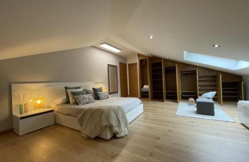 Moana Apartment | Ático Deluxe muy cerca de la playa, Parking gratis
