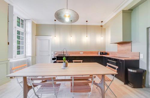 Breteniere House | Écrin exclusif au sein d'un château en Bourgogne