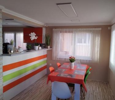 Kisvarda Apartment | Édenkert Apartmanház