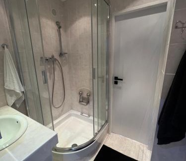 Prague 4 Apartment | Útulný prostorný tichý byt v blízkosti centra