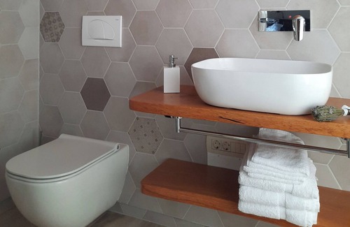 Stanjel Hotel | Štanjel Retreat Suite 2.3, Štanjel, Slovenia