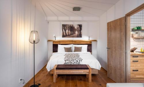 Kurdejov House | Žabinec - penzion, vinotéka