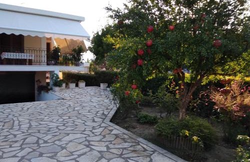 Gefira Mpania Apartment | Ήσυχο σπίτι στη Ναύπακτο