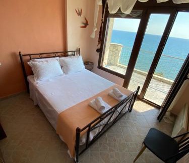 Kokkinon Neron Villa | Βεράντα στο Αιγαίο