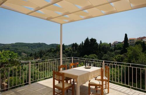 Peroulades Villa | Βιλα Fiore