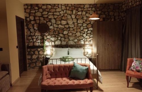Edessa House | ΒΙΟΚΛΙΜΑΤΙΚΟ ΗΛΙΟΠΕΤΡΟΣΠΙΤΟ στην ΑΡΧΑΙΑ ΒΟΚΕΡΙΑ