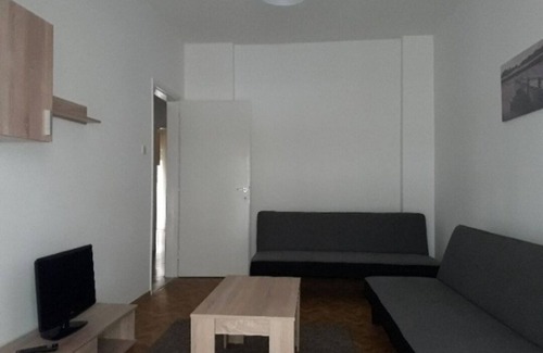 Polygyros Apartment | Διαμέρισμα με μεγάλα δωμάτια για μία άνετη διαμονή!