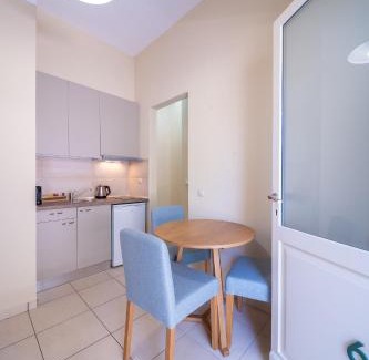 Korissia Apartment | Ελαιών apartments/Eleon apartments