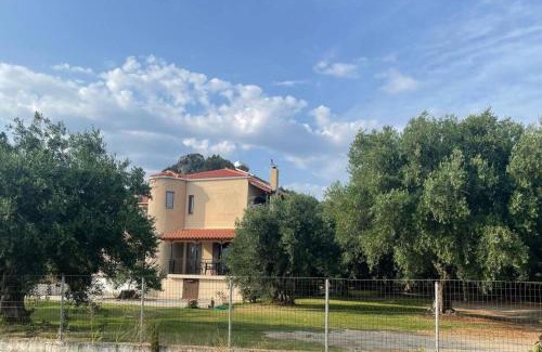 Zalongo House | Κάμπος