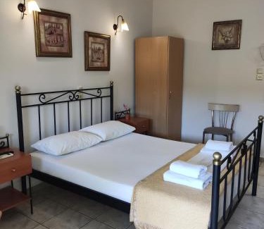 Perama House | ΞεΝΩΝΑΣ ΕΞΑΡΧΟΣ