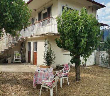 Nafpaktos House | Ορεινή φιλόξενη κατοικια