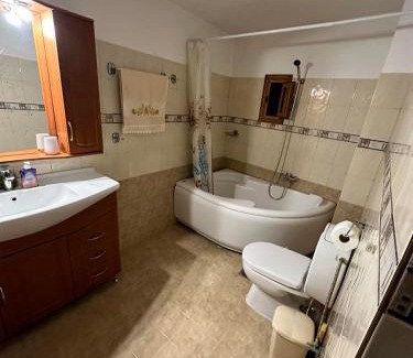 Chios Apartment | Παραδοσιακή διωροφη οικία