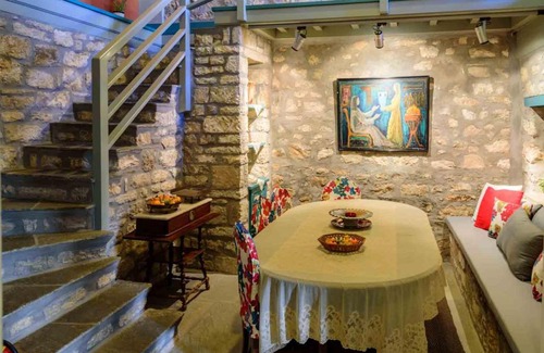 Ioannina Town Centre Villa | Παραδοσιακή πετρόχτιστη οικία