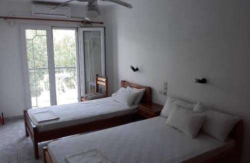 Loutsa Apartment | ΠΗΛΙΟΣ ΦΩΤΙΟΣ