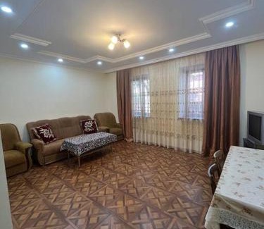 Erebuni Apartment | ДАВТЯН ДОМ