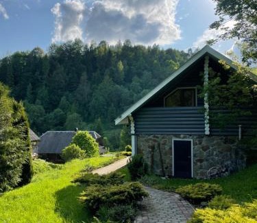 Oryavchyk House | Котеджі Віват