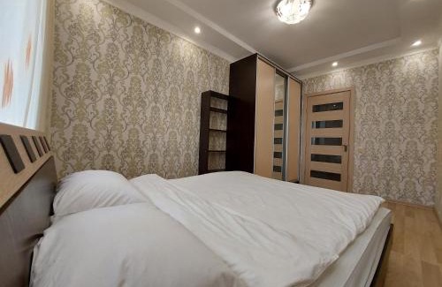 Lutsk Apartment | Набережна Двокімнатна