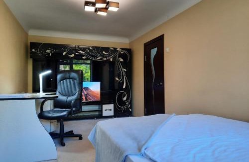 Sukhinovka Apartment | Один каштан Мережа Alex Apartments Безконтактне заселення 24-7