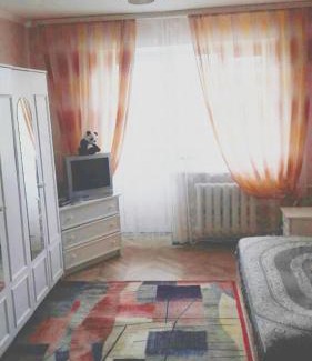 Dniprovs'kyi District Apartment | Однокомнатная квартира на улице Попудренко