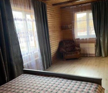 Slavske House | Сонячні Карпати