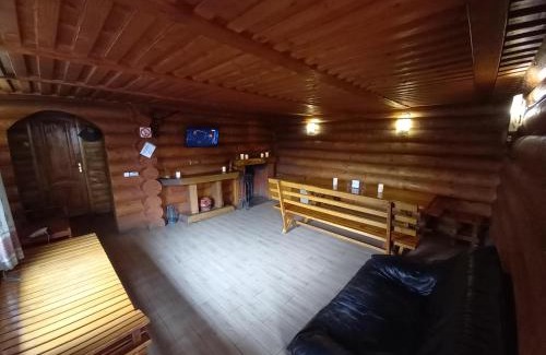 Uzhhorod House | "У вуйка"