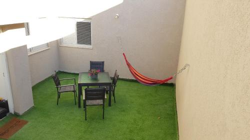 Yeruham Apartment | בית בלב מדבר little house in the desert