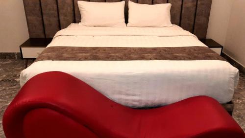 Abha Hotel | جولدن نيو جوان - Golden New Gewan - شركة همسة فجر للشقق المخدومة