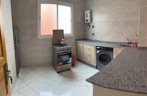 Ksar el-Kebir House | شقة مفروشة للكراء اليومي بالقصر الكبير تتتكون من صالة، غرفتين نوم ، حمام ،مطبخ