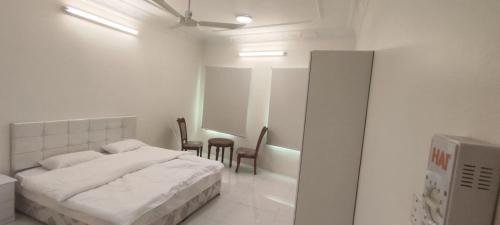 Baljurashi Hotel | شقق ورد الجنوب للشقق المخدومة