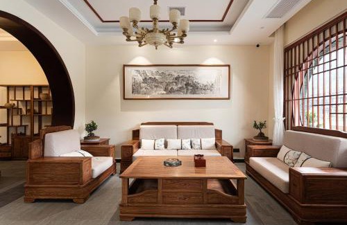Fenghuang Bed & Breakfast | 溪桥夜语江景民宿