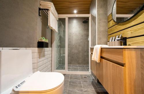 Taitung City Centre House | 睏家連鎖民宿