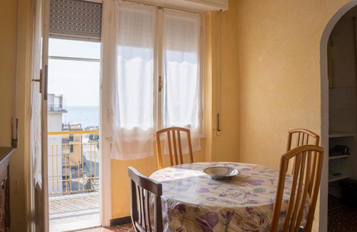 Sestri Levante Apartment | 014 - La casa di Viky IN CENTRO, VISTA MARE 100m dalla Spiaggia