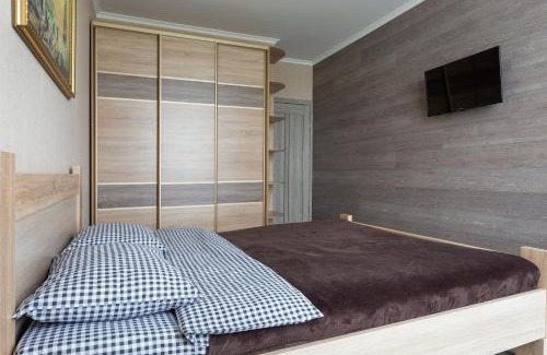 Lesniki Apartment | 0158 квартира ЖК Щасливий, укриття в комплексі