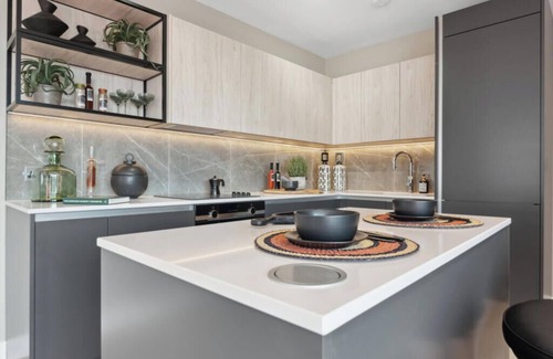Greenwich West Apartment | 02 Arena - Luxury 2 Bed Double En-Suite w/Balcony