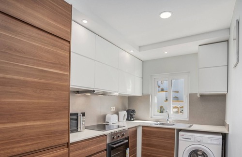 The Strip Apartment | #040 Solar Flat by Home Holidays