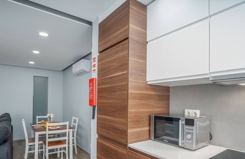 The Strip Apartment | #040 Solar Flat by Home Holidays