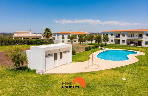 Patio Apartment | #064 Families Only - Oh Live by Home Holidays