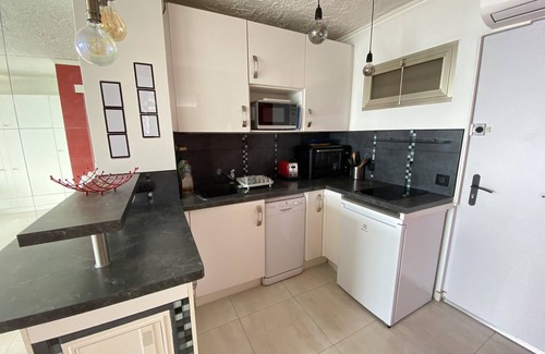 Saint-Laurent-du-Var Apartment | 06BH - Beautiful seafront studio