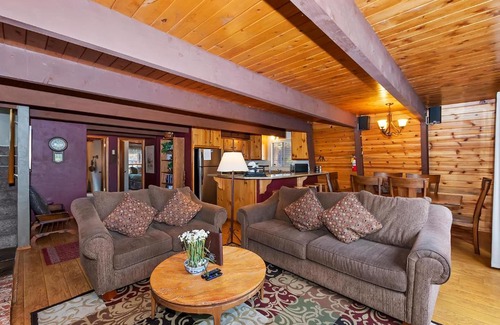 Upper Moonridge House | 070 - Tree Top Villa