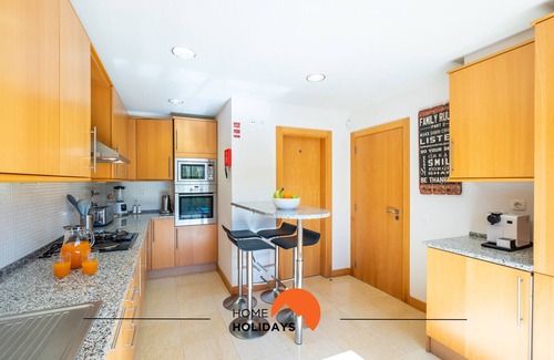 Santa Eulalia Ski Chalet | #076 V4 Corcovada by Home Holidays