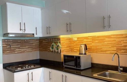 Barangay 76 Condo | 1-10pax Barkada Family Condo in Mall of Asia