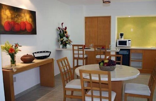 Nuevo Vallarta Villa | 1, 2, 3, 4 Bedroom family friendly suites 3 bedroom Villas