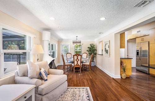 Melbourne House | 1.5/h theme parks, close to mall, golf course, 15min to beach, 5min Downtown!