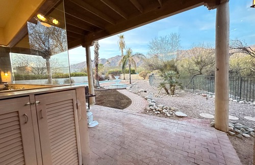 Tucson House | 1 Acre Estate Home,Mtn. Views,Pool,Billiards,Private Desert:Saguaro Sanctuary@Catalina Foothills