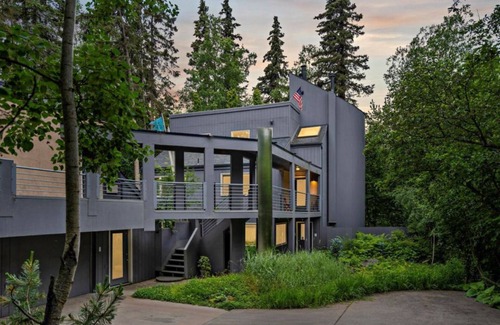 Turnagain Apartment | 1 bd - Creekside Setting in Desirable Neighborhood - Heated Garage